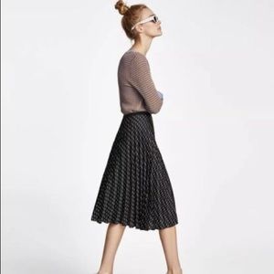 ZARA BLACK PRINTED MIDI PLEATED SKIRT